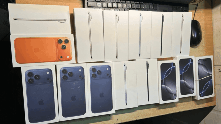 На кордоні у “Шегинях” затримали мікроавтобус з 18 новими iPhone