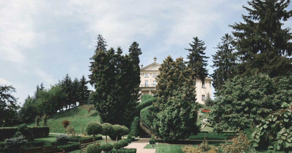 Старт осінніх заходів у Митрополичих садах