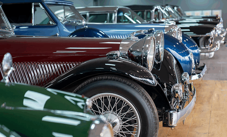 Ретро Гараж Львів — музей автомобілів минулого