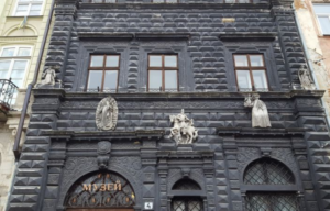 Чорний ринок Львів: міфи та реальні факти