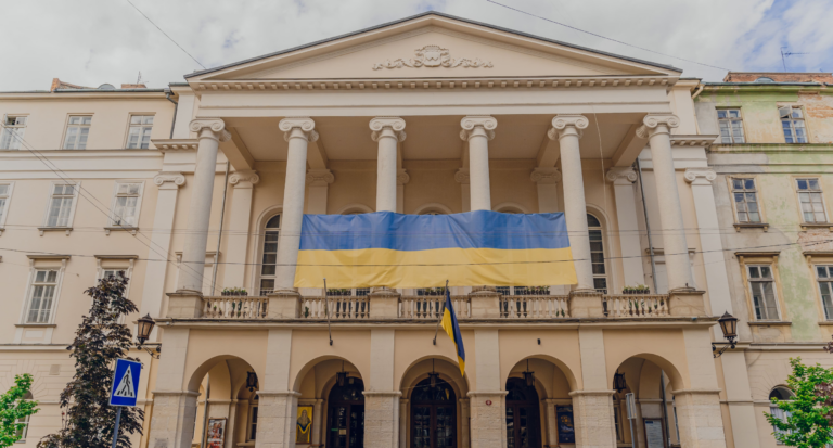 Театр Заньковецької: культурне серце Львова та гід для глядачів 🎭
